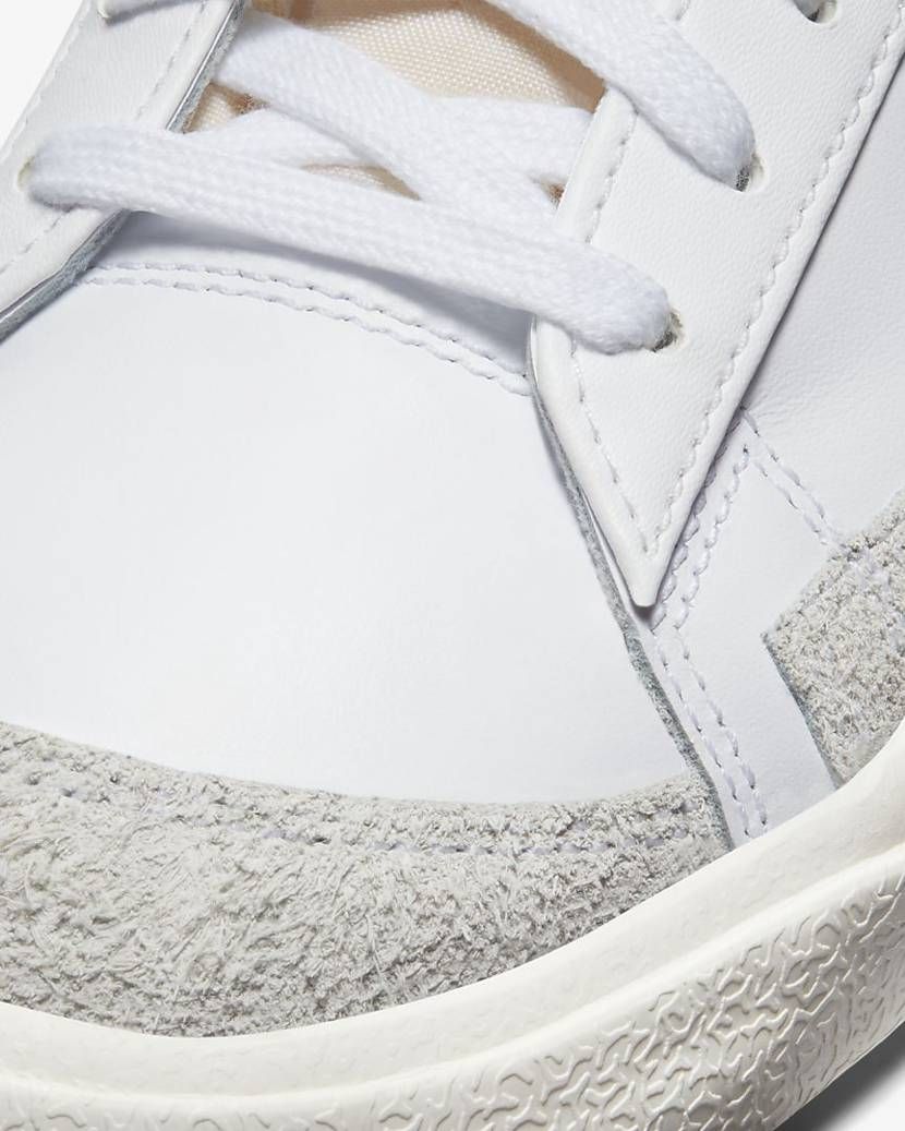 【スニダンで購入可】12/4発売 NIKE BLAZER LOW 77 VINTAGE "WHITE-BLACK/SAIL" 抽選/定価/販売店舗まとめ 8枚目