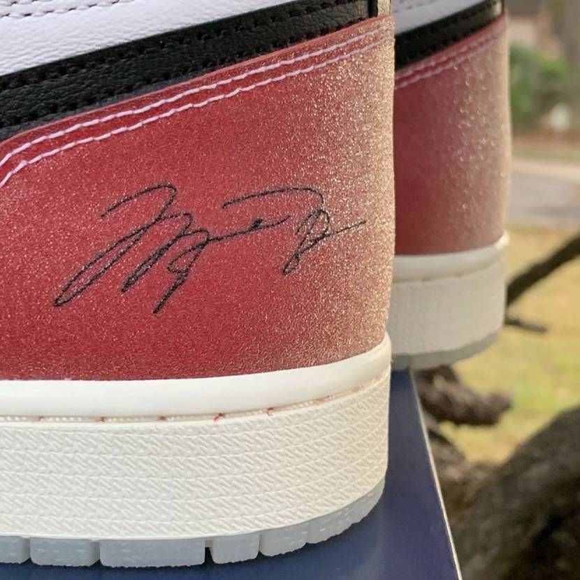 【スニダンで購入可】2/11発売 TROPHY ROOM × NIKE AIR JORDAN 1 "CHICAGO " 抽選/定価/販売店舗まとめ 31枚目