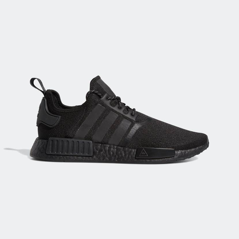 【スニダンで購入可】PHARRELL WILLIAMS × ADIDAS "TRIPLE BLACK COLLECTION" 抽選/定価/販売店舗まとめ 3枚目