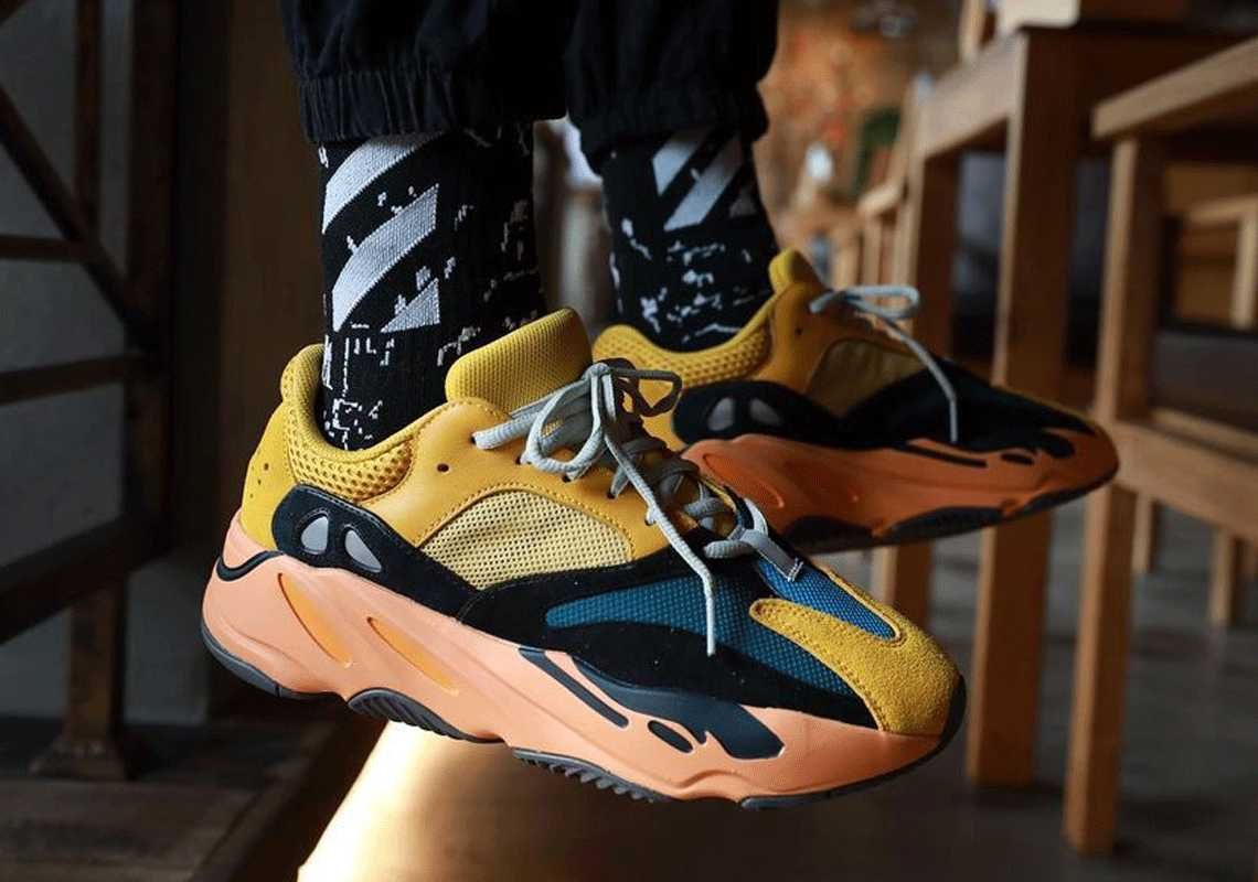 【スニダンで購入可】1/23発売 ADIDAS YEEZY BOOST 700 "SUN" 抽選/定価/販売店舗まとめ 2枚目