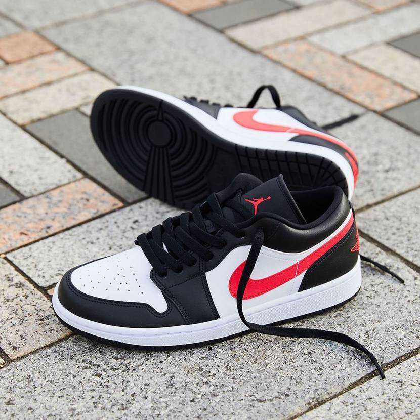 【スニダンで購入可】NIKE WMNS AIR JORDAN 1 "BLACK/SIREN RED/WHITE" 2TYPE 抽選/定価/販売店舗まとめ 3枚目