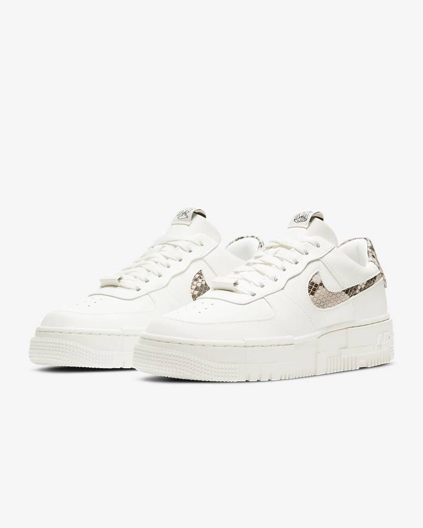 【スニダンで購入可】NIKE WMNS AIR FORCE 1 PIXEL SE 2TYPE 抽選/定価/販売店舗まとめ 2枚目
