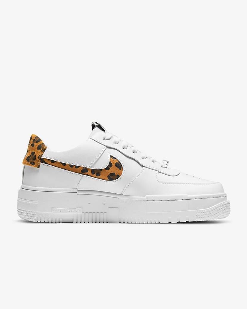 【スニダンで購入可】NIKE WMNS AIR FORCE 1 PIXEL SE 2TYPE 抽選/定価/販売店舗まとめ 9枚目