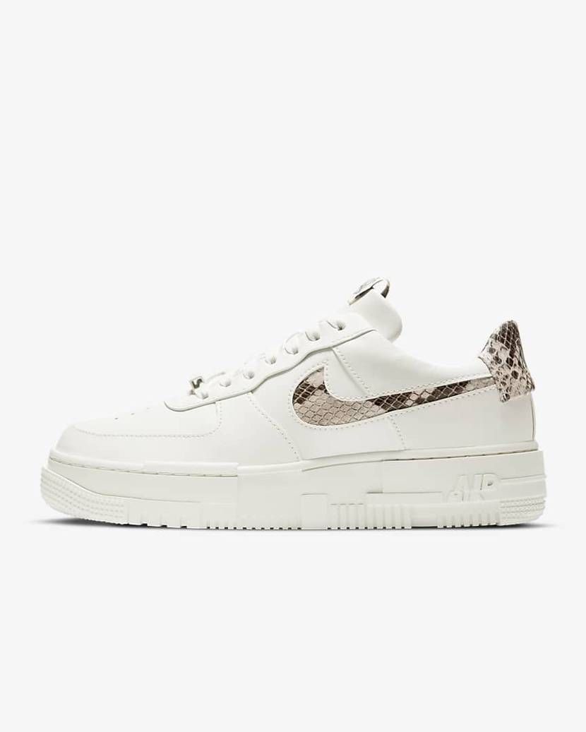 【スニダンで購入可】NIKE WMNS AIR FORCE 1 PIXEL SE 2TYPE 抽選/定価/販売店舗まとめ 3枚目