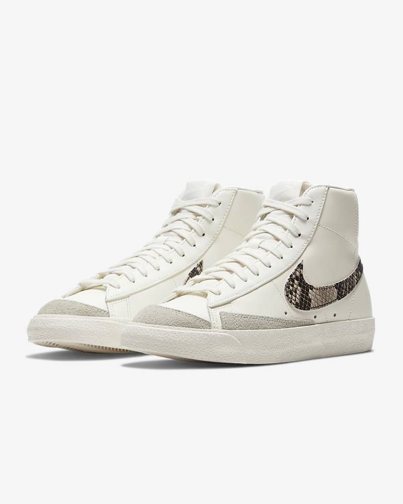 【スニダンで購入可】NIKE WMNS BLAZER MID '77 2TYPE 抽選/定価/販売店舗まとめ 2枚目