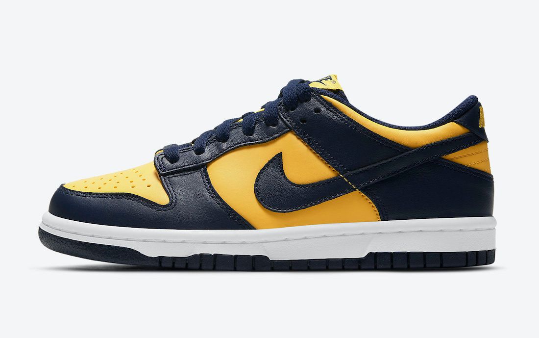 【スニダンで購入可】NIKE DUNK LOW "MICHIGAN" 抽選/定価/販売店舗まとめ 3枚目