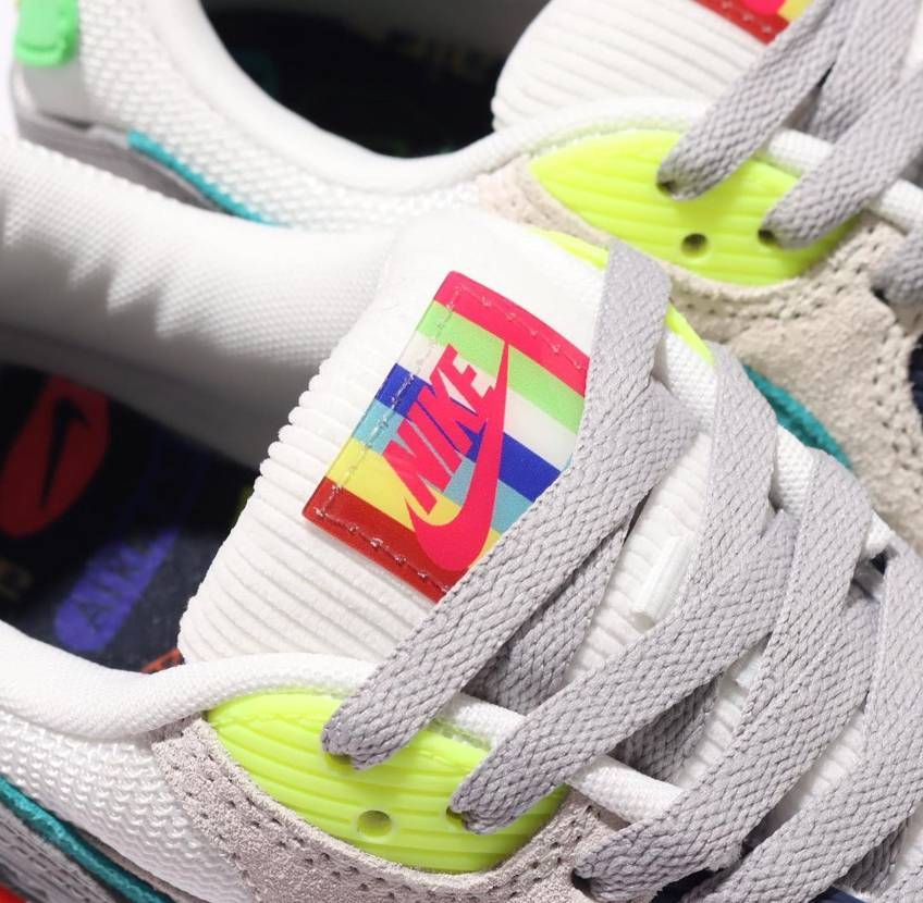 【スニダンで購入可】NIKE AIR MAX "TV COLOR BARS PACK" 4TYPE 抽選/定価/販売店舗まとめ 3枚目