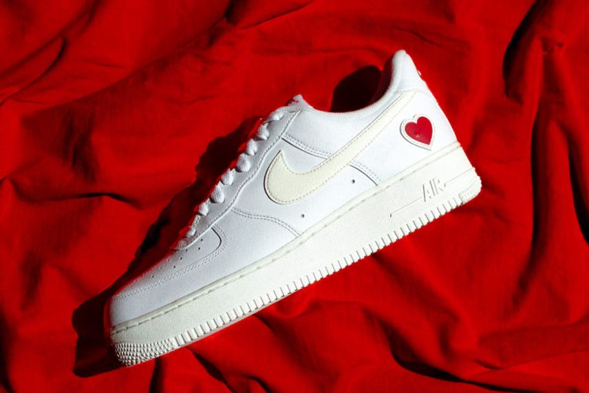 【スニダンで購入可】NIKE AIR FORCE 1 "VALENTINE'S DAY" 抽選/定価/販売店舗まとめ