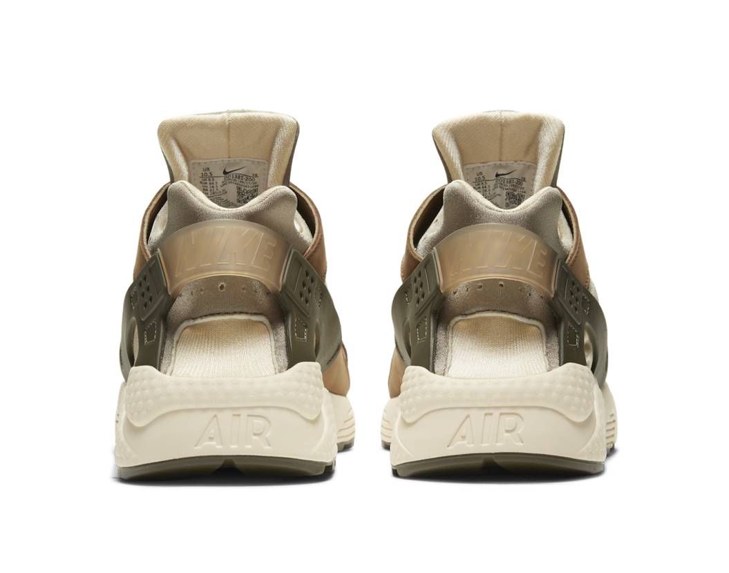 【スニダンで購入可】STUSSY × NIKE AIR HUARACHE 2COLOR 抽選/定価/発売店舗まとめ 8枚目