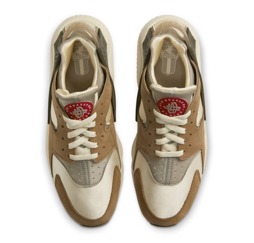 【スニダンで購入可】STUSSY × NIKE AIR HUARACHE 2COLOR 抽選/定価/発売店舗まとめ 9枚目