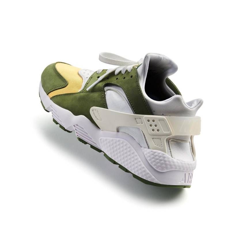 【スニダンで購入可】STUSSY × NIKE AIR HUARACHE 2COLOR 抽選/定価/発売店舗まとめ 3枚目