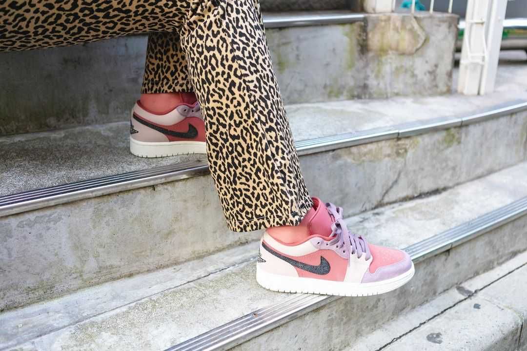 【スニダンで購入可】NIKE WMNS AIR JORDAN 1 "CANYON RUST" 2TYPE 抽選/定価/販売店舗まとめ 3枚目