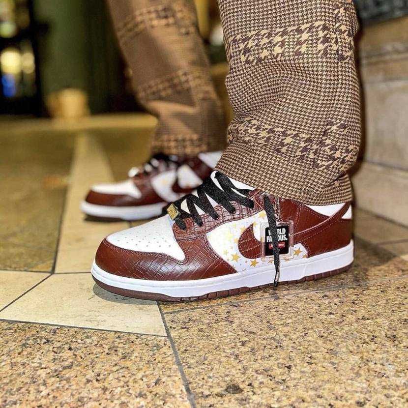 【スニダンで購入可】3/6発売 Supreme × Nike SB Dunk Low OG QS "Gold Stars" 4colors 抽選/定価/販売店舗まとめ 17枚目