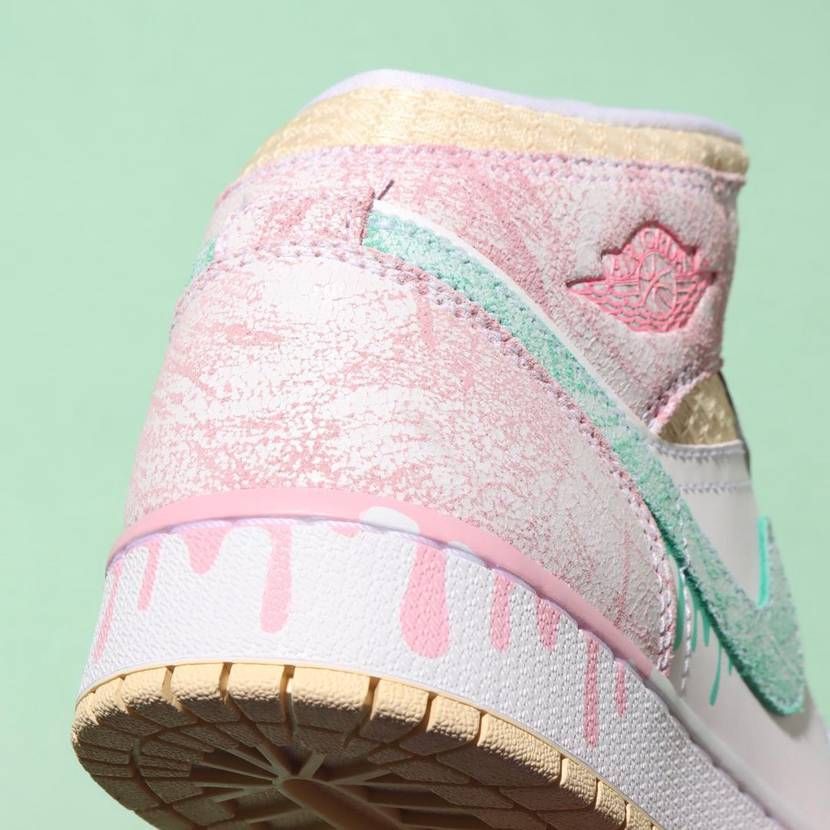 【スニダンで購入可】NIKE GS AIR JORDAN 1 MID "PAINT DRIP" 抽選/定価/販売店舗まとめ 4枚目
