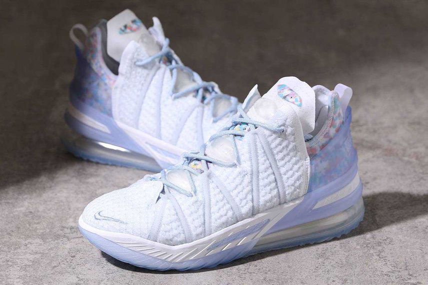 【スニダンで購入可】NIKE LEBRON XVIII "BLUE TINT" 抽選/定価/販売店舗まとめ