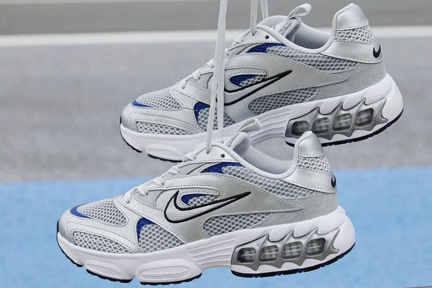 新品 ナイキ ウィメンズ ズーム エアファイヤー メタリックシルバー 24.5 Nike Women's Zoom Air Fire