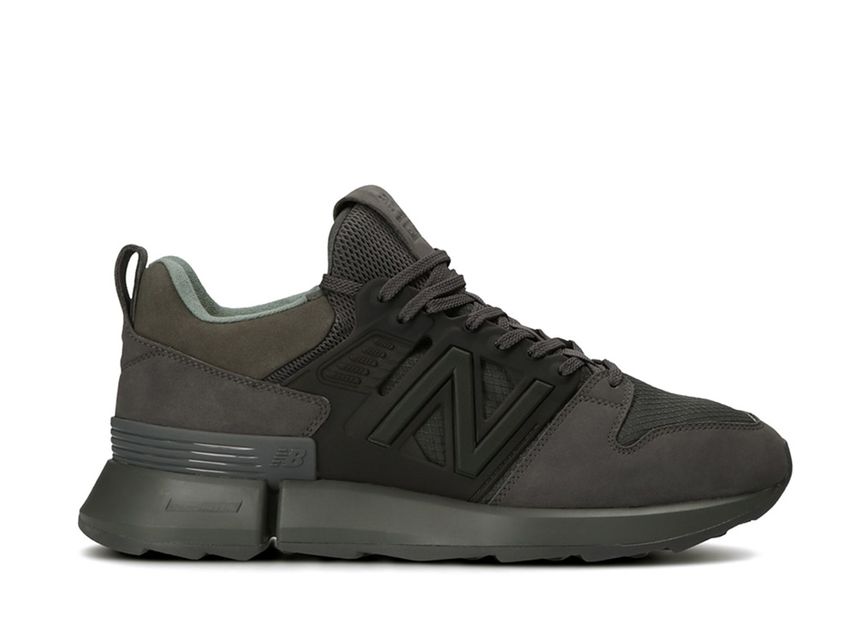 AURALEE TOKYO DESIGN STUDIO NEW BALANCE R C2