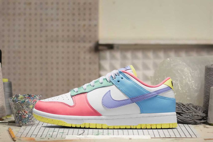 NIKE WMNS DUNK LOW
