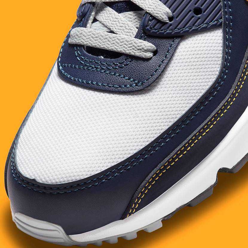 【スニダンで購入可】NIKE AIR MAX "NAVY/GOLD"  2TYPE 抽選/定価/販売店舗まとめ 8枚目