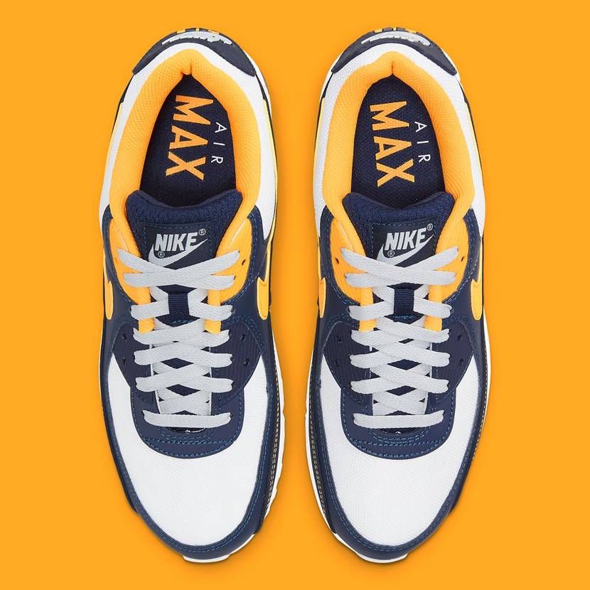 【スニダンで購入可】NIKE AIR MAX "NAVY/GOLD"  2TYPE 抽選/定価/販売店舗まとめ 5枚目