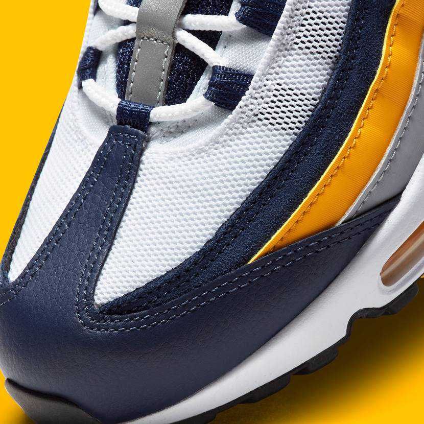 【スニダンで購入可】NIKE AIR MAX "NAVY/GOLD"  2TYPE 抽選/定価/販売店舗まとめ 16枚目
