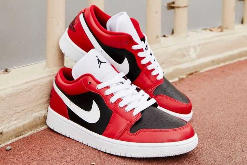 【スニダンで購入可】4/18発売 NIKE WMNS AIR JORDAN 1 LOW "CHICAGO FLIP" 抽選/定価/販売店舗まとめ