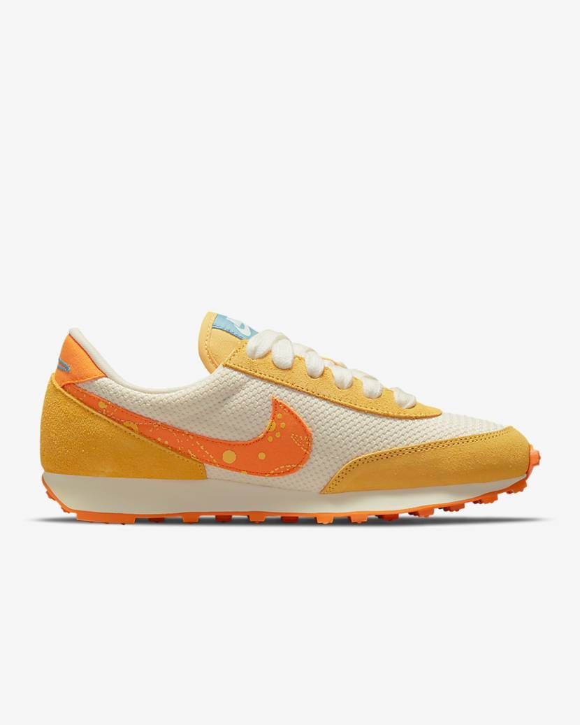 【スニダンで購入可】4/17・4/24発売 NIKE WMNS DAYBREAK "MAGMA ORANGE" 抽選/定価/販売店舗まとめ 3枚目