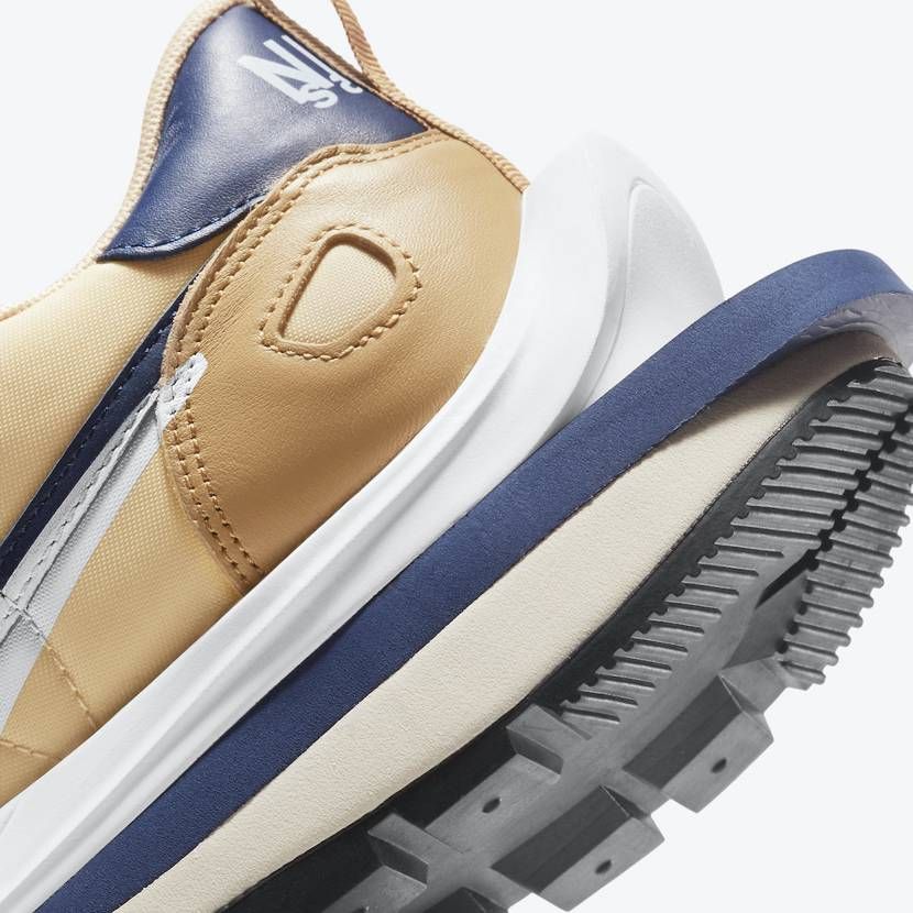 【スニダンで購入可】SACAI × NIKE VAPOR WAFFLE 2COLORS 抽選/定価/販売店舗まとめ 19枚目