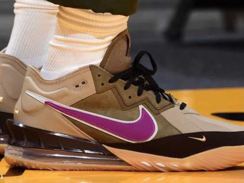 【スニダンで購入可】4/23・4/24発売 ATMOS × NIKE LEBRON 18 LOW "VIOTECH" 抽選/定価/販売店舗まとめ 2枚目