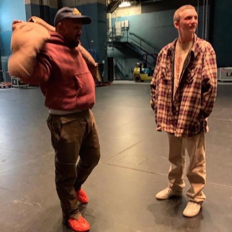 【販売リンクあり】10/29発売 adidas YEEZY Foam Runner "Vermilion" 抽選/定価/販売店舗まとめ 3枚目