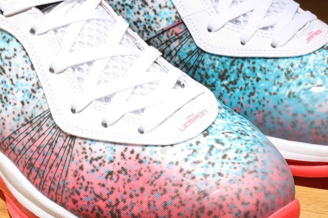 【スニダンで購入可】5/11発売 NIKE LEBRON 8 V2 LOW "MIAMI NIGHTS" 抽選/定価/販売店舗まとめ 3枚目