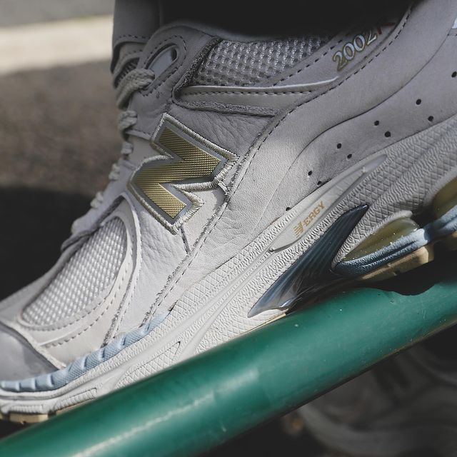 【スニダンで購入可】5/22発売 NEW BALANCE ML2002 2COLORS 抽選/定価/販売店舗まとめ 3枚目