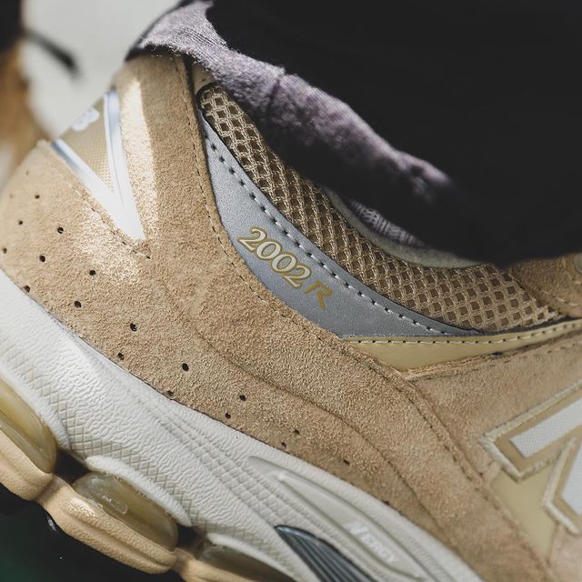 【スニダンで購入可】5/22発売 NEW BALANCE ML2002 2COLORS 抽選/定価/販売店舗まとめ 5枚目