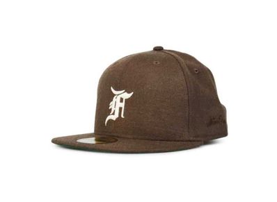 Fear Of God Essentials New Era Fitted Cap Brown を買うならスニーカーダンク Fear Of God Essentials New Era Fitted Cap Brown を買うならスニーカーダンク