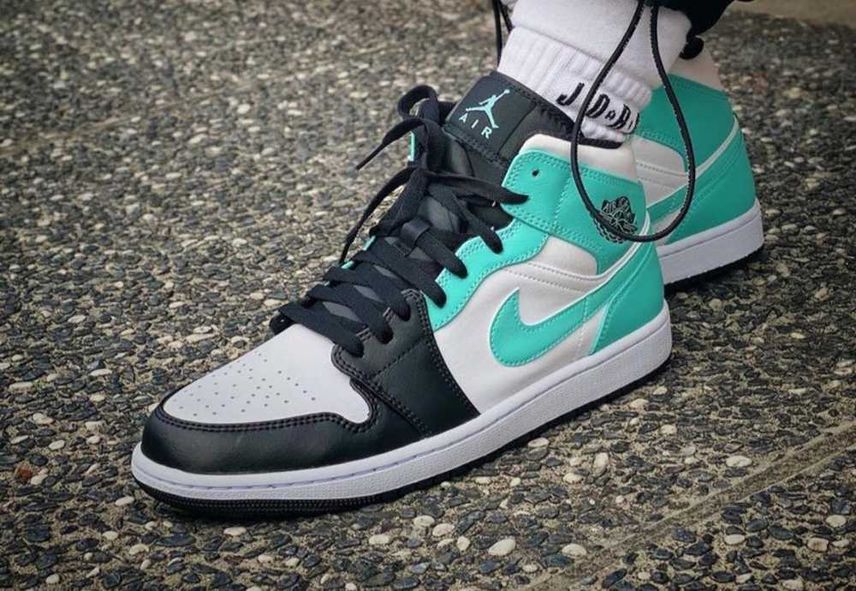【スニダンで購入可】5/24 発売 NIKE AIR JORDAN 1 "TROPICAL TWIST" 2TYPE 抽選/定価/販売店舗まとめ