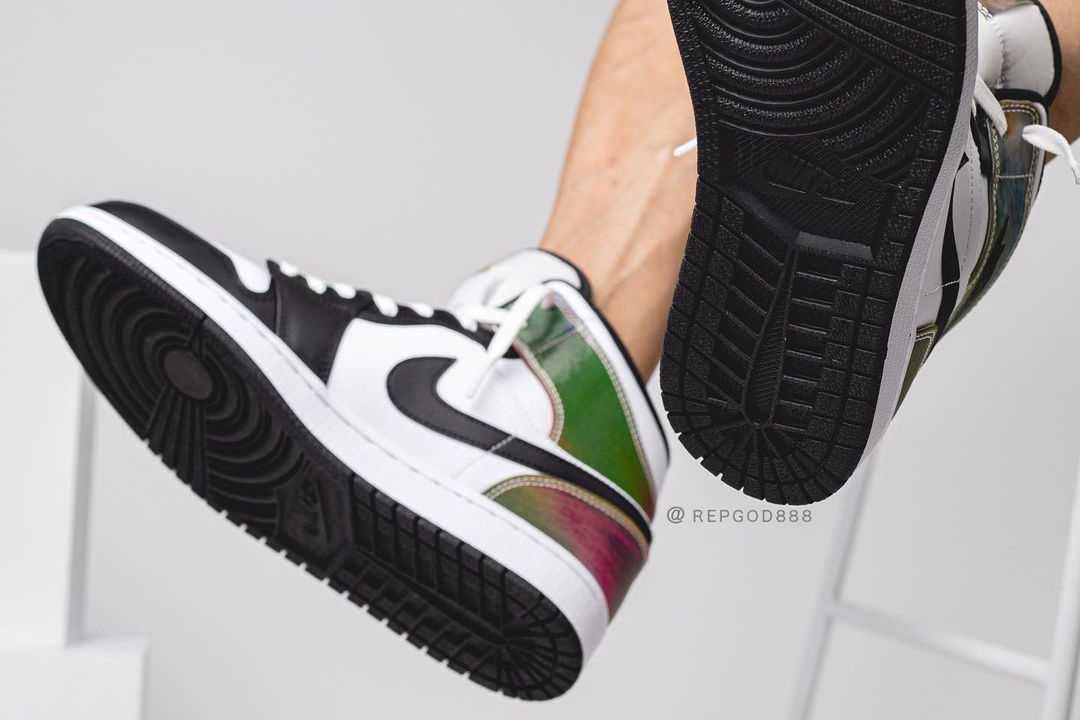【スニダンで購入可】発売中 NIKE AIR JORDAN 1 MID "HEAT SENSITIVE PANELS"抽選/定価/販売店舗まとめ 9枚目