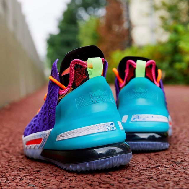 【スニダンで購入可】6/1発売 NIKE LEBRON 18 "PSYCHIC PURPLE" 抽選/定価/販売店舗まとめ 3枚目