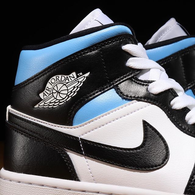【スニダンで購入可】6/7発売 NIKE WMNS AIR JORDAN 1 MID "BLACK/UNIVERSITY BLUE" 抽選/定価/販売店舗まとめ 2枚目