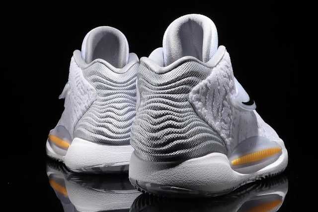 【スニダンで購入可】6/8 NIKE KD14 "WHITE" 抽選/定価/販売店舗まとめ 3枚目