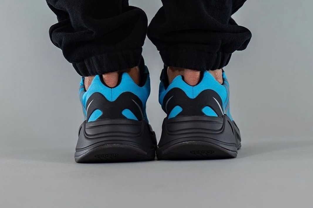 【スニダンで購入可】6/7発売 ADIDAS YEEZY 700 MNVN "BRYGHT CYAN" 抽選/定価/販売店舗まとめ 5枚目