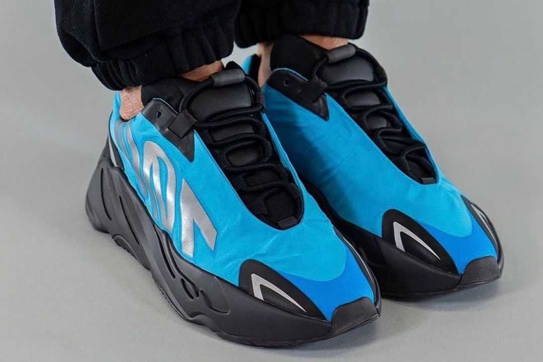 【スニダンで購入可】6/7発売 ADIDAS YEEZY 700 MNVN "BRYGHT CYAN" 抽選/定価/販売店舗まとめ 4枚目