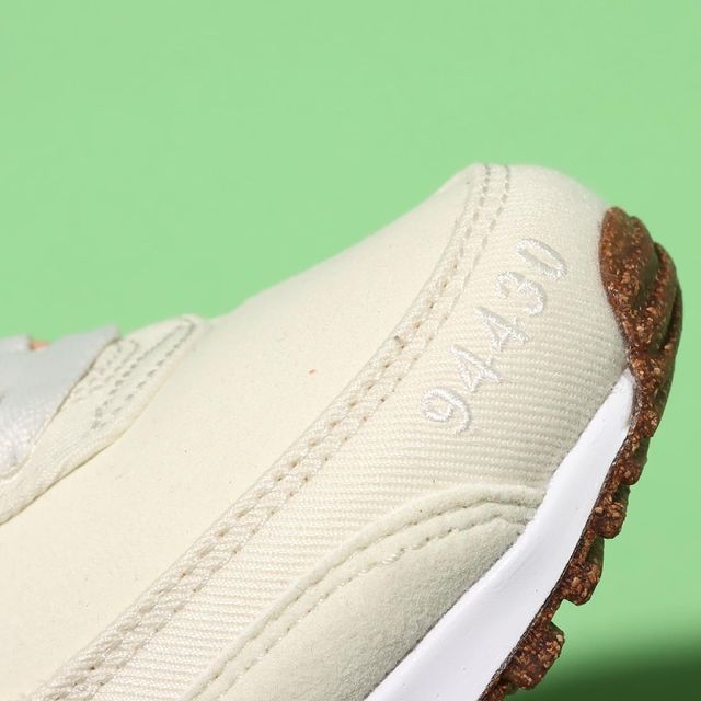 【スニダンで購入可】6/17・7/24発売 NIKE "Happy Pineapple" COLLECTION 抽選/定価/販売店舗まとめ 10枚目