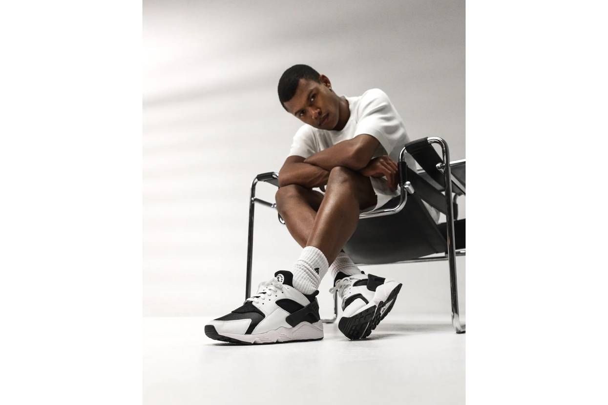 【スニダンで購入可】6/26発売 NIKE AIR HUARACHE "BLACK/WHITE" 抽選/定価/販売店舗まとめ 2枚目