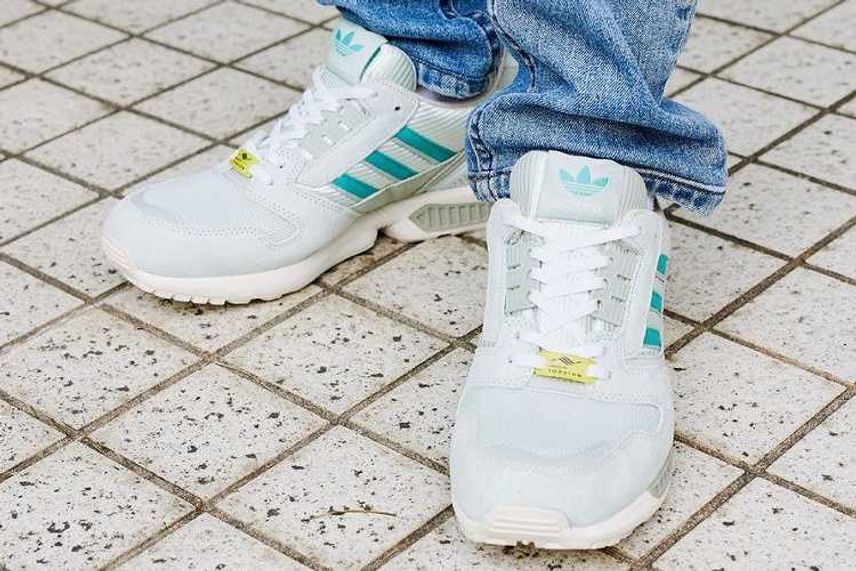 【スニダンで購入可】ADIDAS ORIGINALS ZX8000 "LINEN GREEN/FADE OCEAN/HALO GREEN" 抽選/定価/販売店舗まとめ