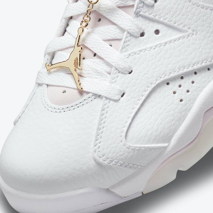 【スニダンで購入可】7/1発売 NIKE WMNS AIR JORDAN 6 "GOLD HOOPS" 抽選/定価/販売店舗まとめ 9枚目