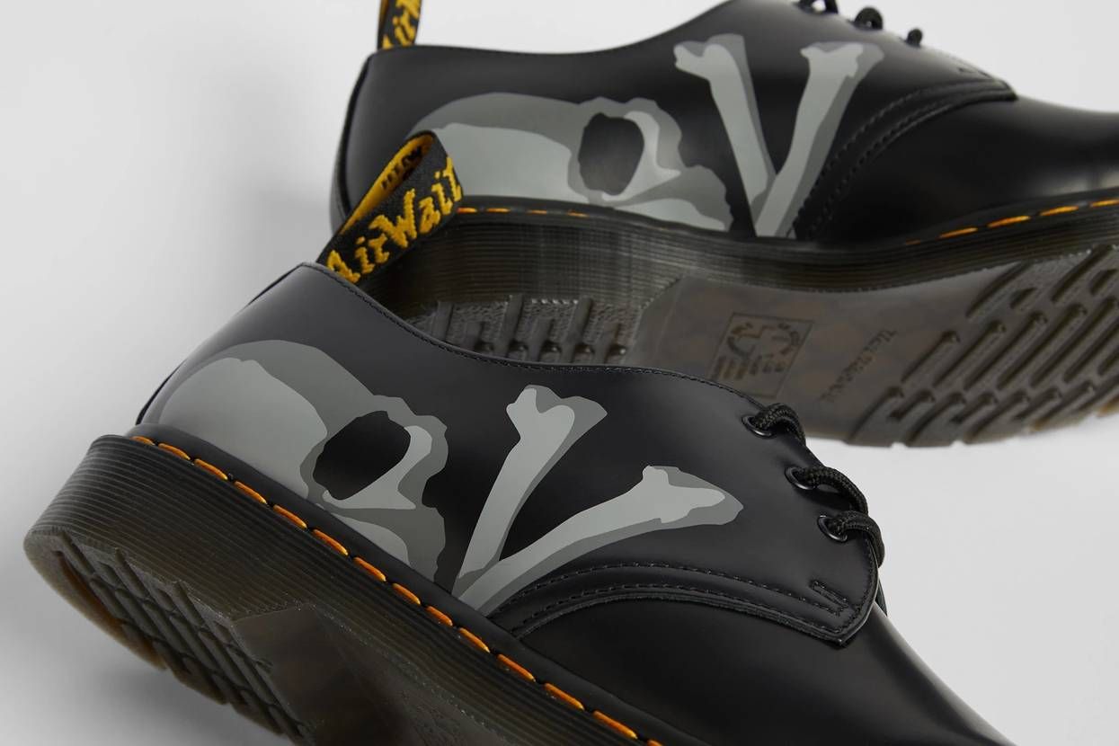 【スニダンで購入可】6/26発売 A BATHING APEⓇ × mastermind JAPAN × Dr. Martens 3 HOLE SHOES 抽選/定価/販売店舗まとめ 4枚目