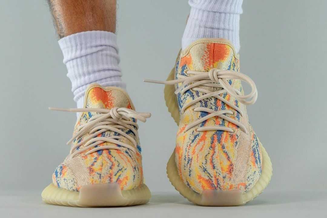 【スニダンで購入可】10/23発売 adidas Yeezy Boost 350 V2 "MX OAT" 抽選/定価/販売店舗まとめ 2枚目
