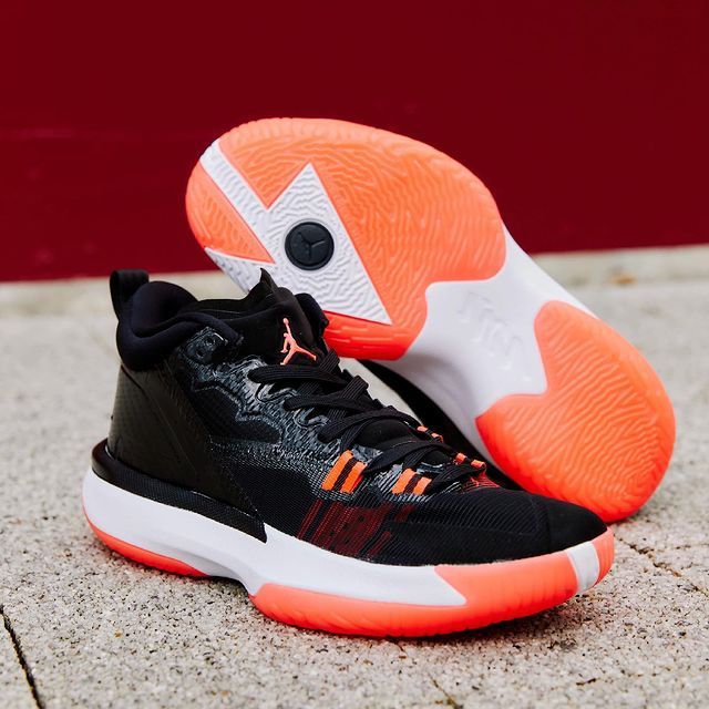 【スニダンで購入可】7/1発売 NKE JORDAN ZION 1 2TYPE 抽選/定価/販売店舗まとめ 2枚目