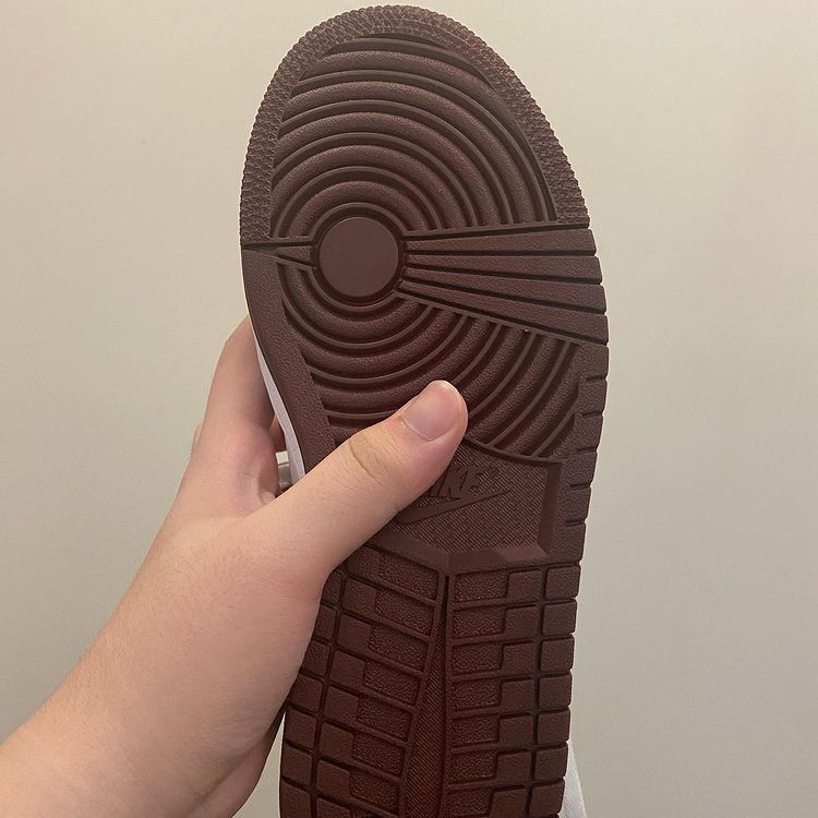 【リーク】NIKE AIR JORDAN 1 LOW "WHITE/BROWN" 抽選/定価/販売店舗まとめ 3枚目