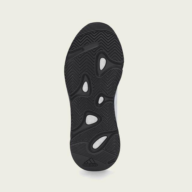 【スニダンで購入可】7/5発売 ADIDAS YEEZY BOOST 700 MNVN "BLUE TINT" 抽選/定価/販売店舗まとめ 5枚目